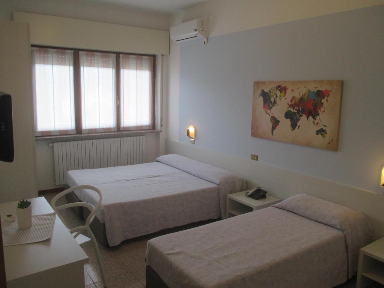Hotel O'Scugnizzo 2 Belluno Exteriér fotografie