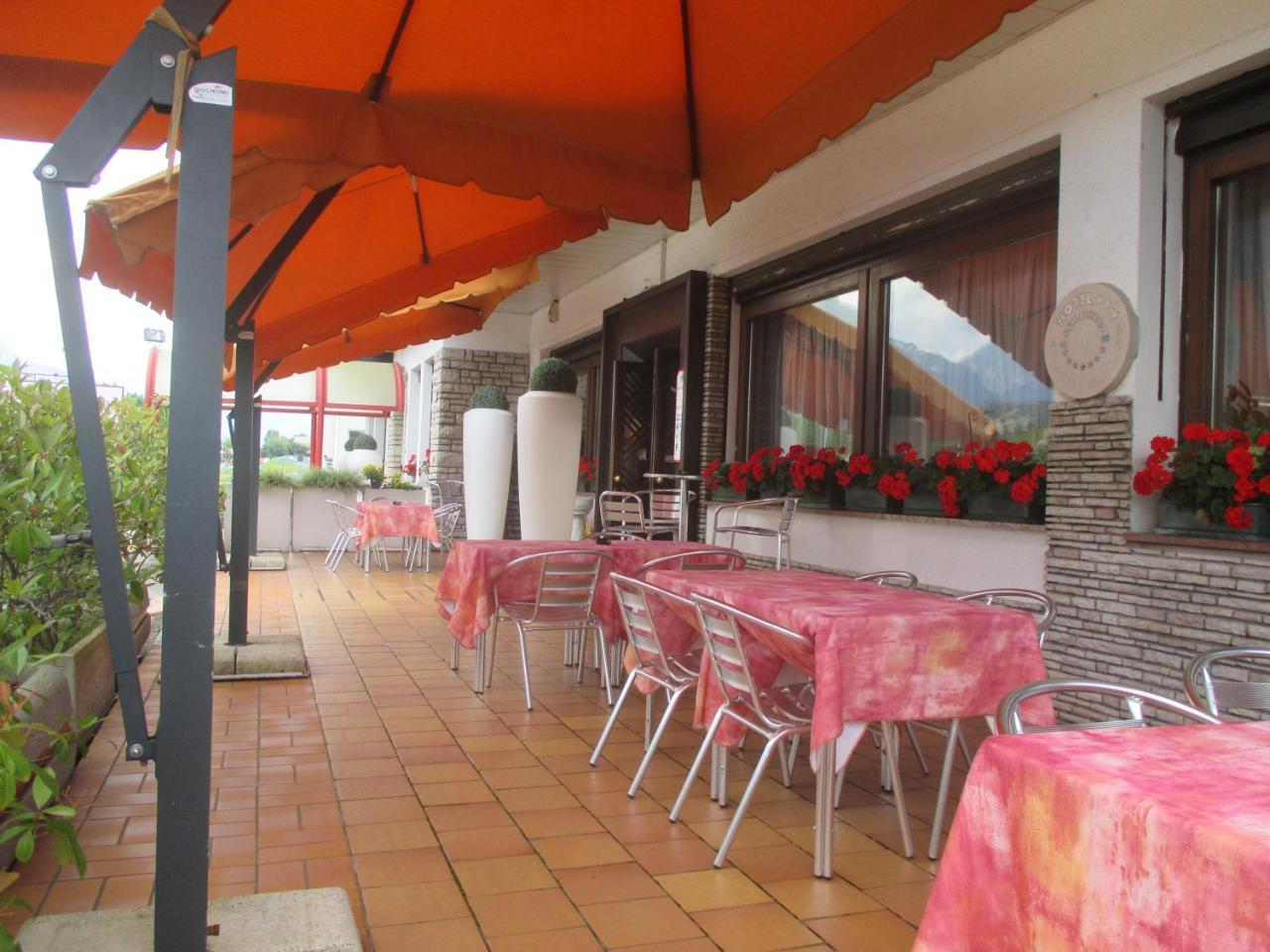 Hotel O'Scugnizzo 2 Belluno Exteriér fotografie