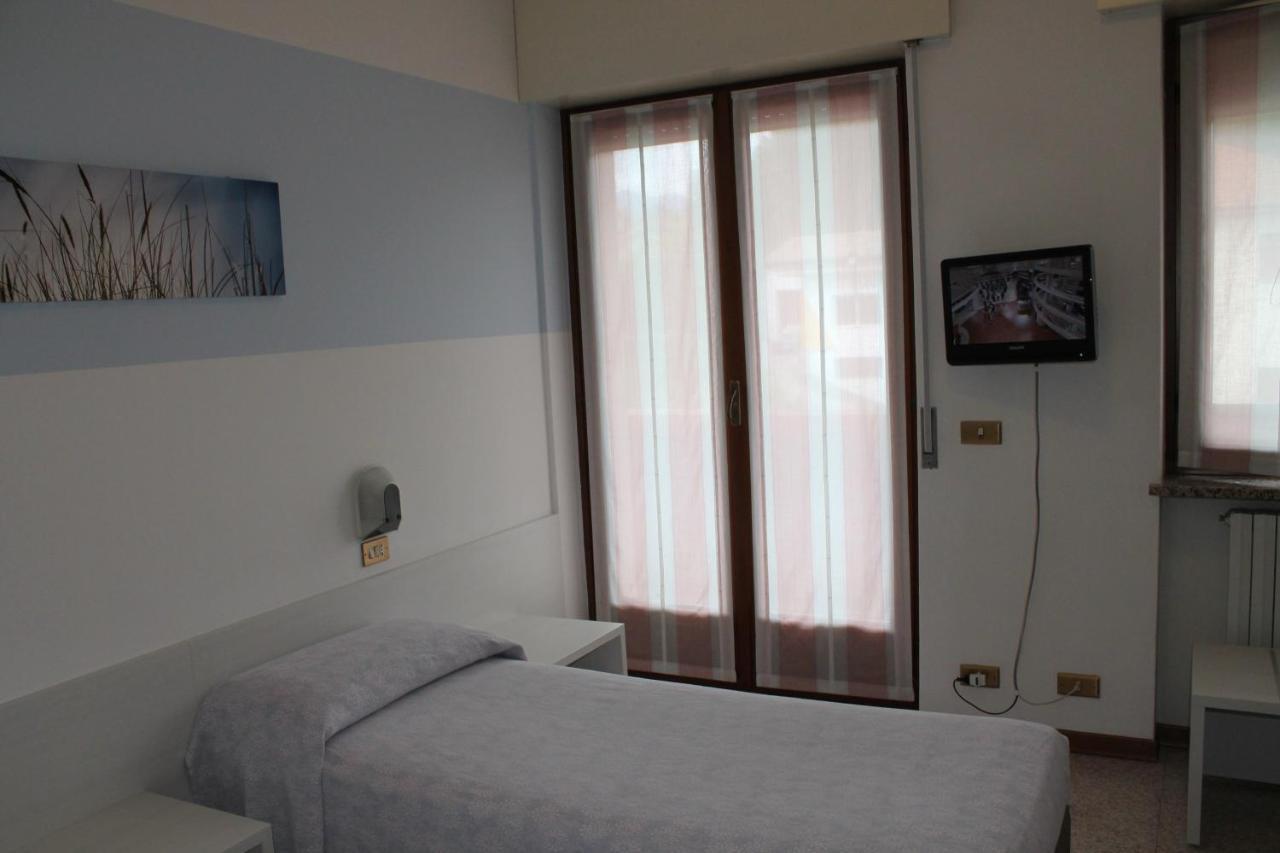 Hotel O'Scugnizzo 2 Belluno Exteriér fotografie